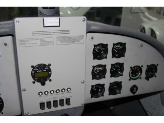 Kokpit samolotu 3XTrim SP-SKTS