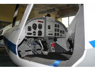 Kokpit samolotu 3XTrim SP-SKTS
