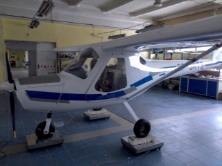 Samolot 3XTrim SP-SKTS na wadze